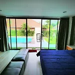 Cozy Garden Cottage Pool Villa