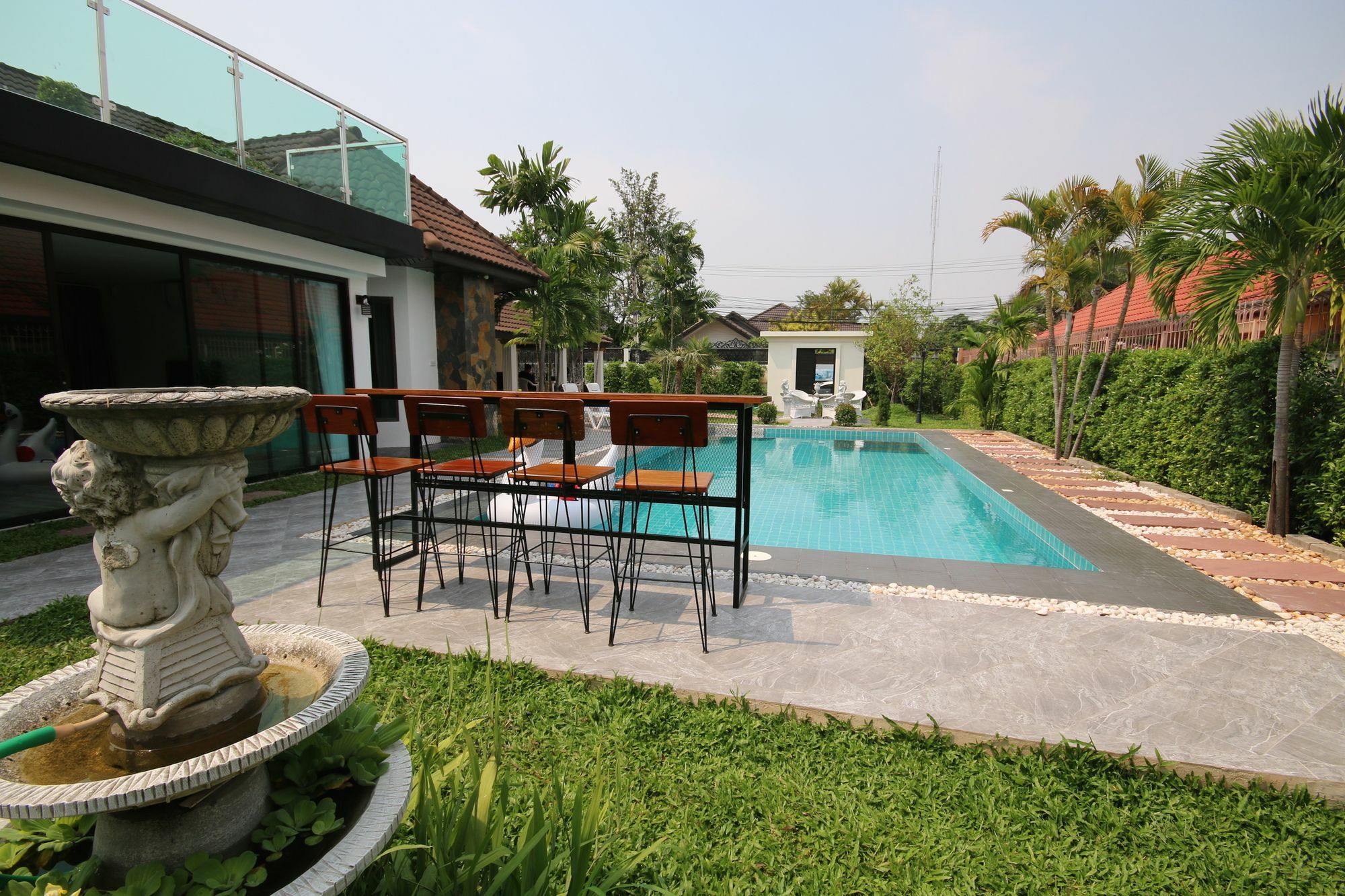 Cozy Garden Pool *
